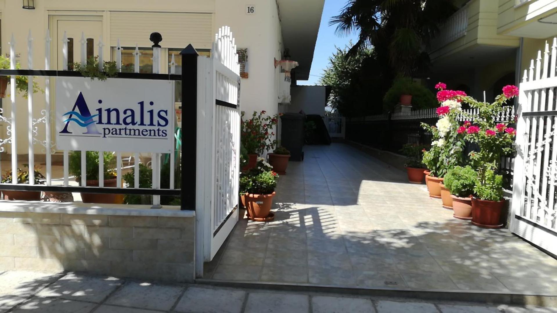 Ainalis Apartments Olympiakí Aktí Екстериор снимка